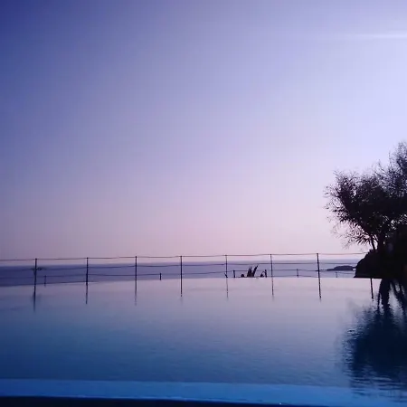 Iris House アパート *