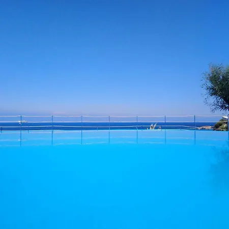 Iris House Apartament *